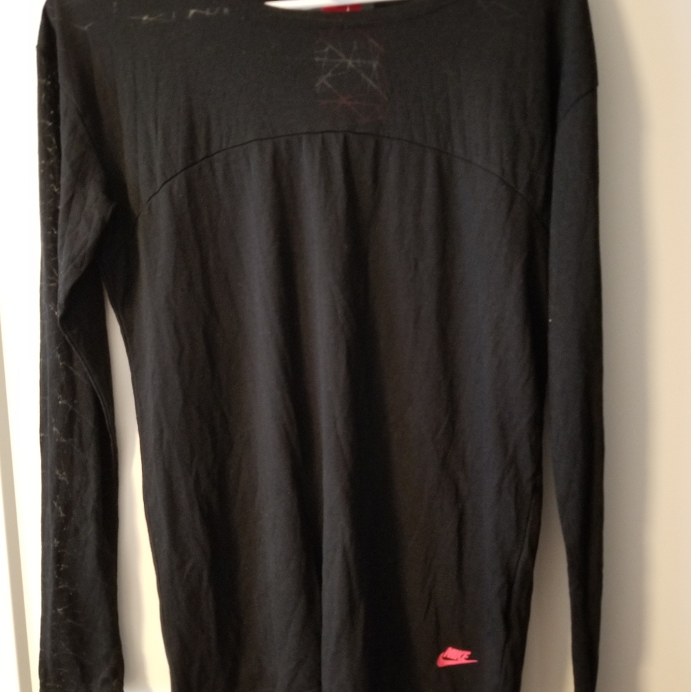 New Nike Black shirt women size XS